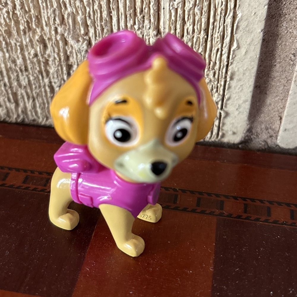Paw Patrol Skye Action Pack Figure Toy pink tan dog Nickelodeon Viacom 2.5"